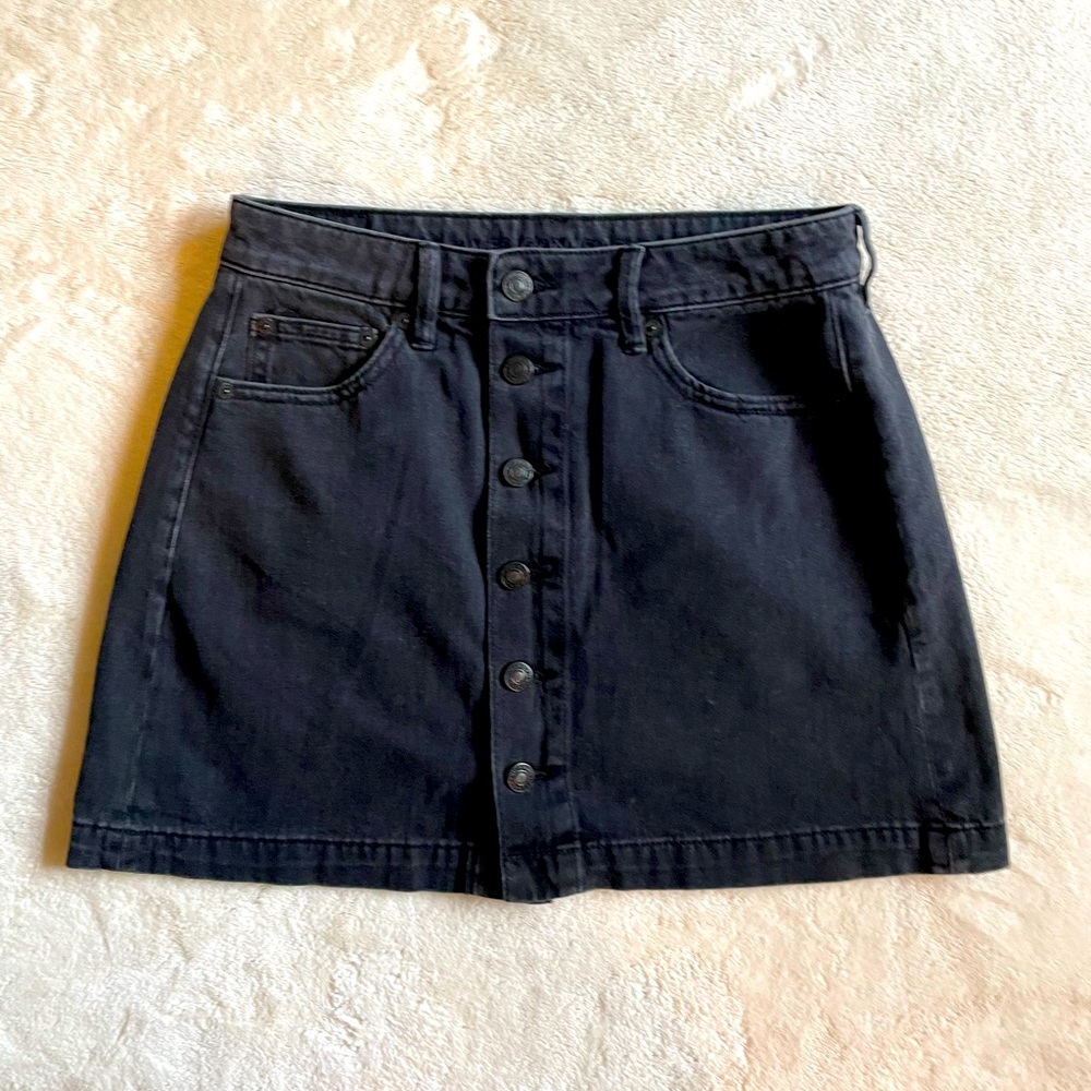 American Eagle Black Button Up Skirt Size 4